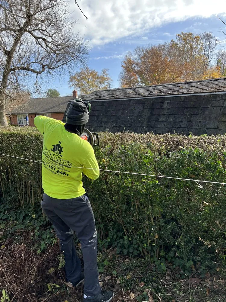 Reliable yard cleanup service in Brookhaven, PA by Richardson’s Landscaping & Property Management