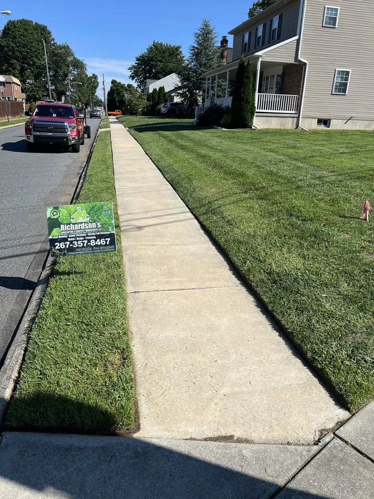Custom outdoor landscaping experts serving Brookhaven, PA - Richardson’s Landscaping & Property Management