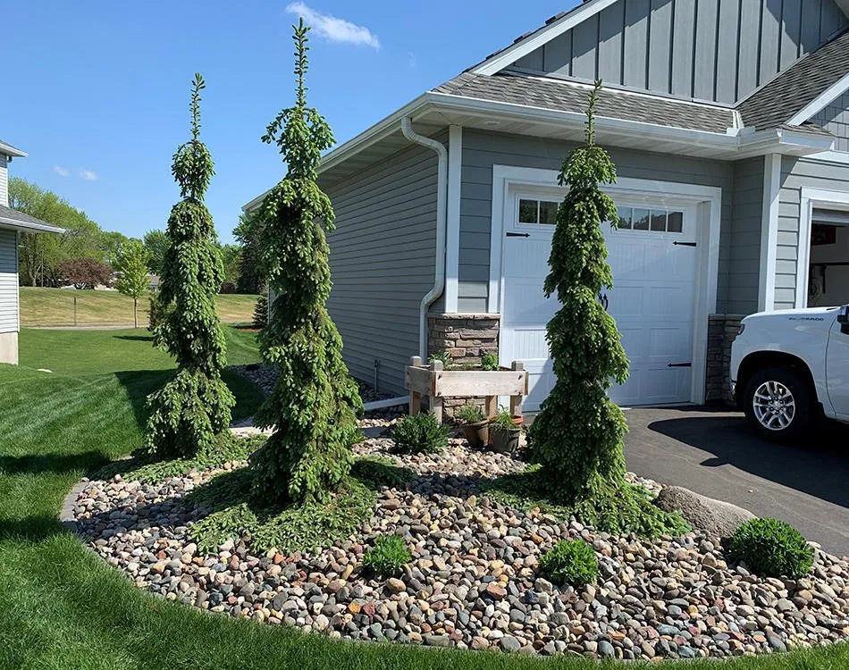 Professional lawn mowing service in Zimmerman, MN by Richbergs Landscape