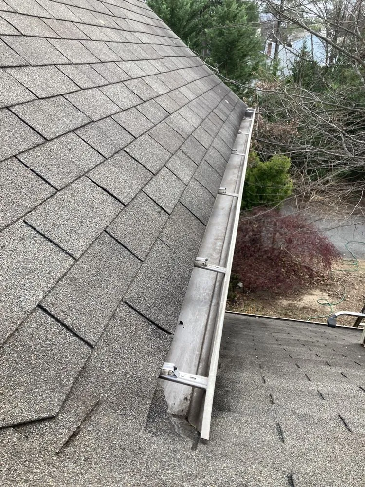 Affordable lawn care service in Walkersville, MD by Richie's Exterior Cleaning Service