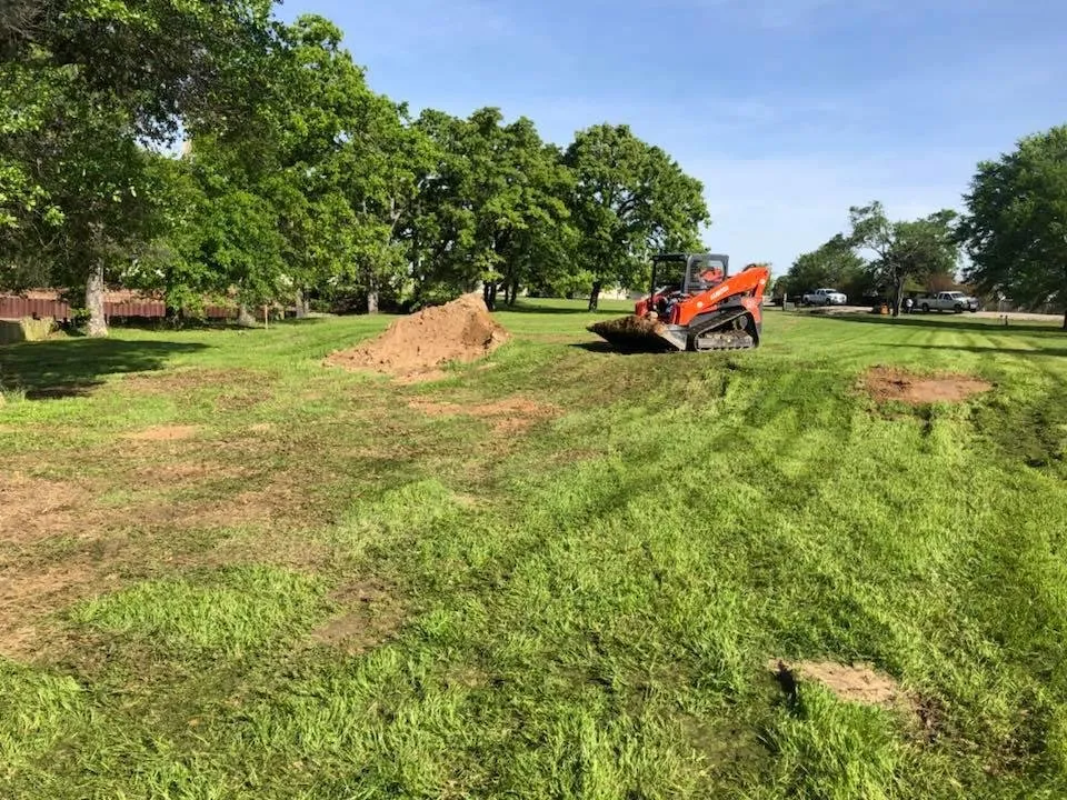 Top-rated landscaping services with custom design in Streetman, TX by Richland Chambers Landscape & Irrigation