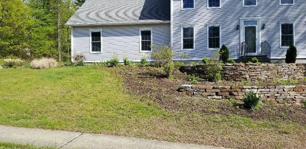 Trusted yard maintenance experts serving Manchester, CT - Richman Family Landscape