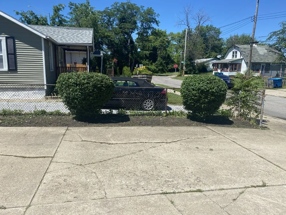 Custom landscape design for year-round maintenance across Painesville, OH - Rich’s Landscaping