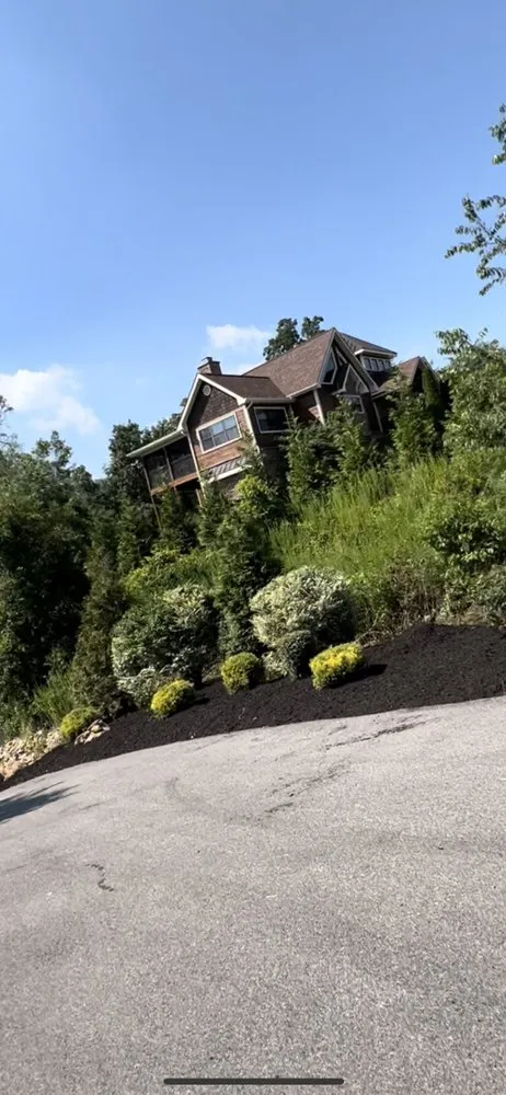 Trusted residential landscaping in Pigeon Forge, TN by RichScape Lawn&Gardening