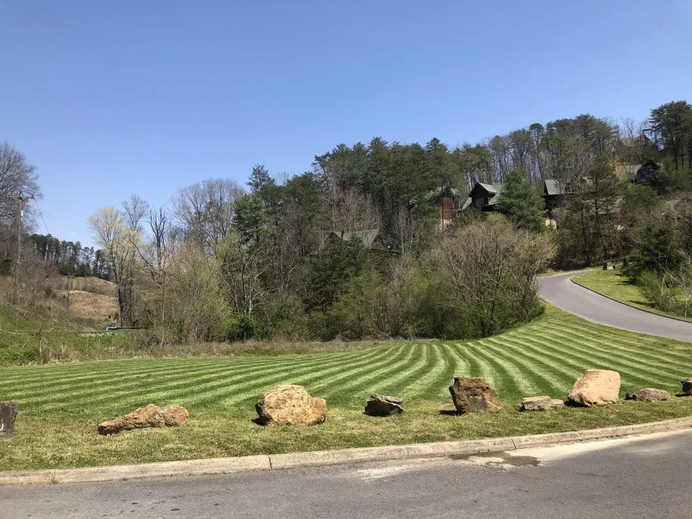 Affordable garden landscaping for residential properties across Pigeon Forge, TN - RichScape Lawn&Gardening