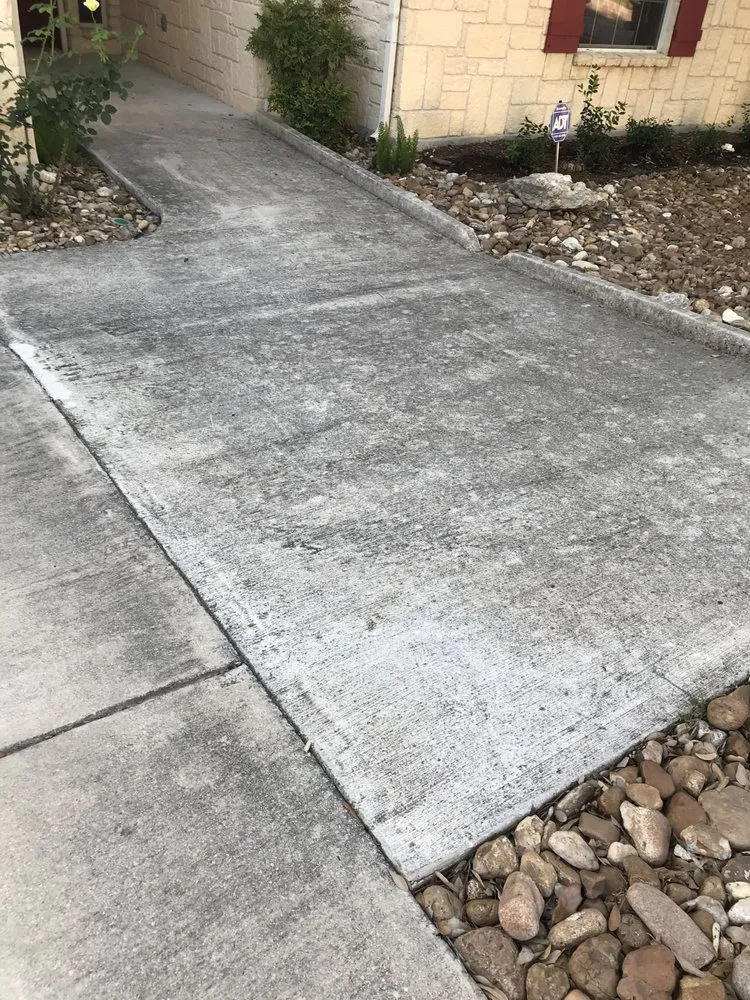 Top-rated outdoor landscaping in San Antonio, TX by Rick N Ralis Landscaping