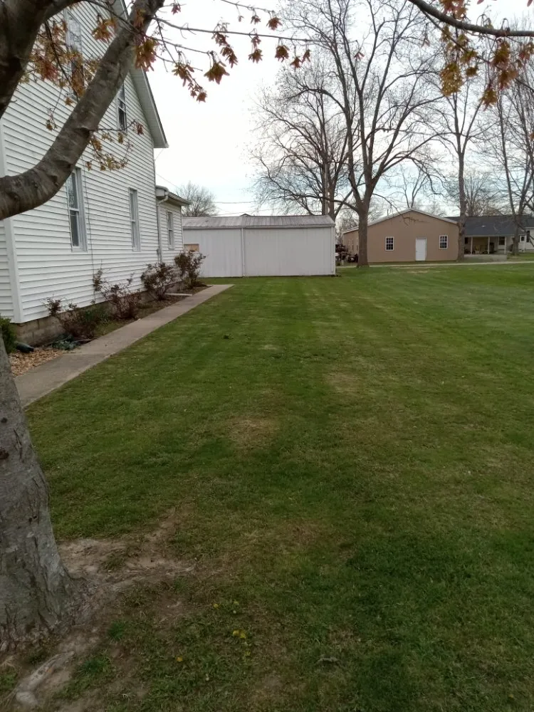 Affordable garden landscaping for year-round maintenance across Beckemeyer, IL - Ricketts Lawncare