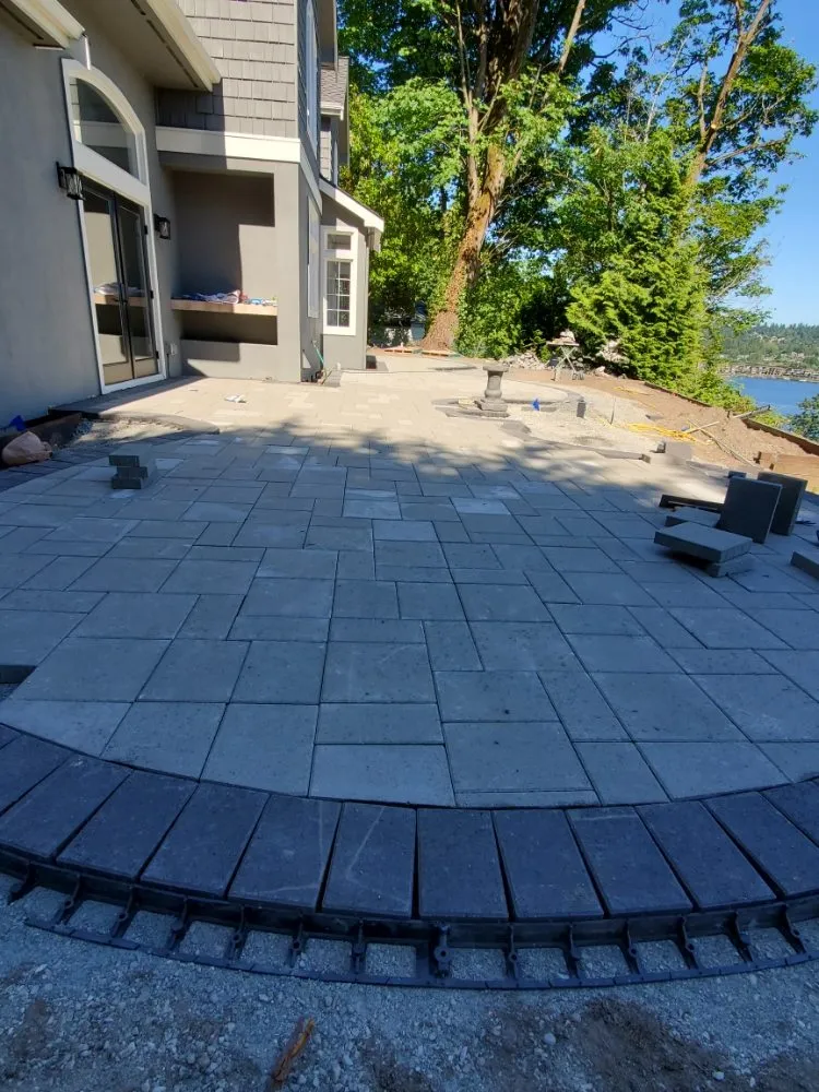 Local yard maintenance near you in Lynnwood, WA by Rick's Landscaping & Construction