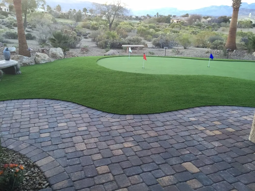 Professional landscaping services experts serving Las Vegas, NV - Rick's Lawn & Landscaping