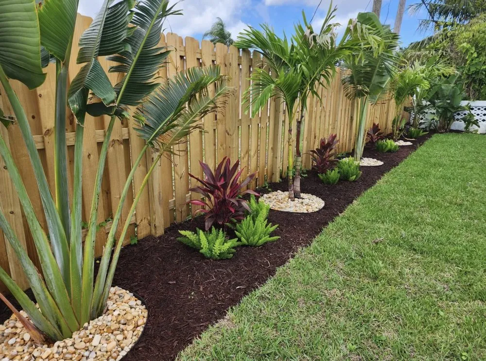 Trusted yard cleanup service experts serving Fort Lauderdale, FL - Rick's Lawn Service