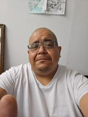 Rick's Mowing Services Logo