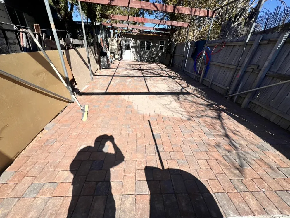 Custom lawn care service experts serving Tucson, AZ - Rick’s Pavers Landscaping