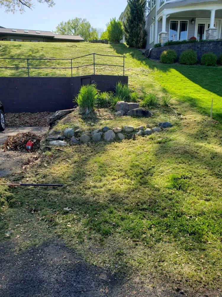 Affordable residential landscaping in Kalamazoo, MI - Ricky Skinner