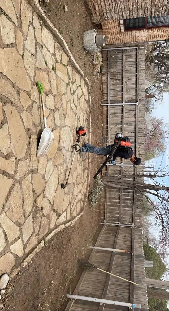 Affordable yard maintenance experts serving Oklahoma City, OK - Ricky’s Landscape