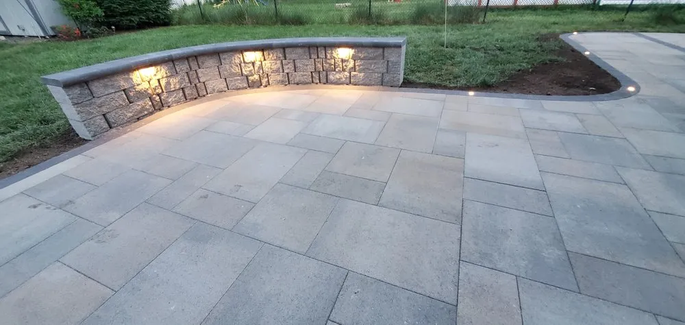 Local lawn care service experts serving Springfield, VA - Rickys Lawn and Landscaping Services