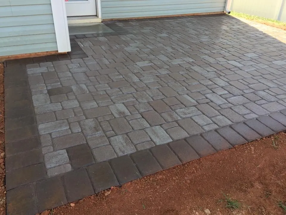 Expert landscape design with custom design in Wilmington, NC by Rico Landscaping and Maintenance