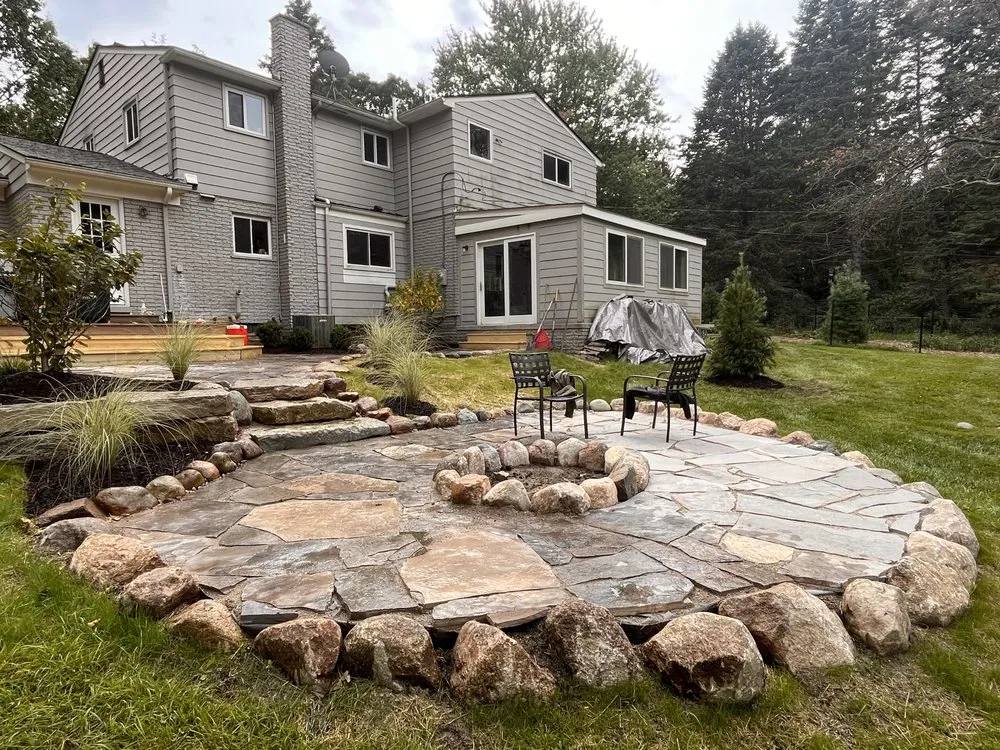 Affordable landscaping services for residential properties across Detroit, MI - Rico’s Landscaping