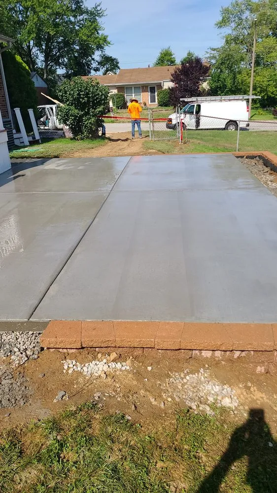 Local yard maintenance in Saint Louis, MO - Ricosa Landscaping