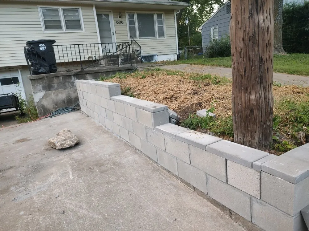 Reliable outdoor landscaping with custom design across Independence, MO - Ridge Lawn Care