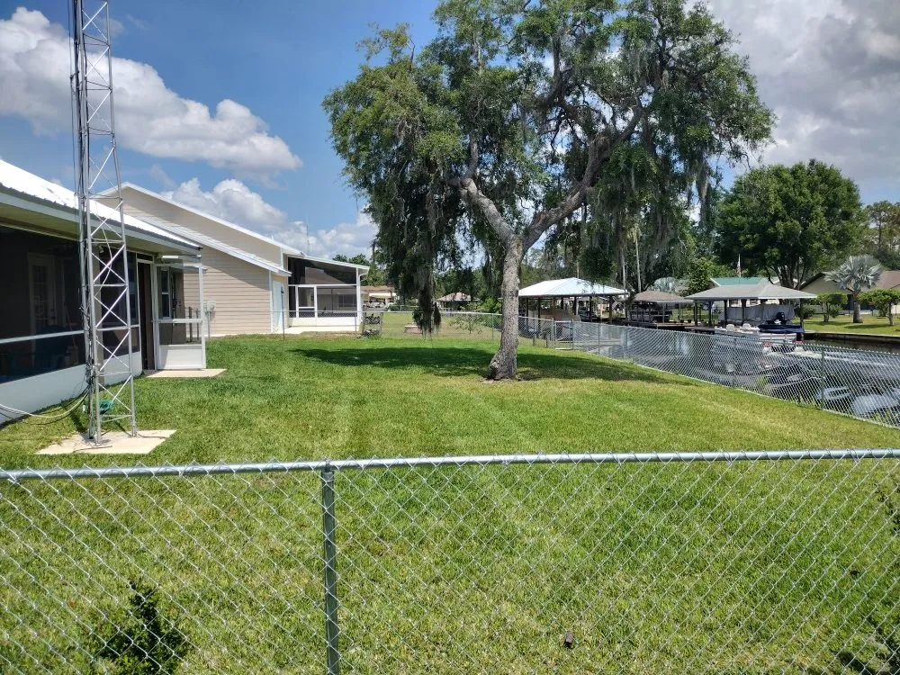 Affordable garden landscaping in Lake Placid, FL by Ridge Property Management