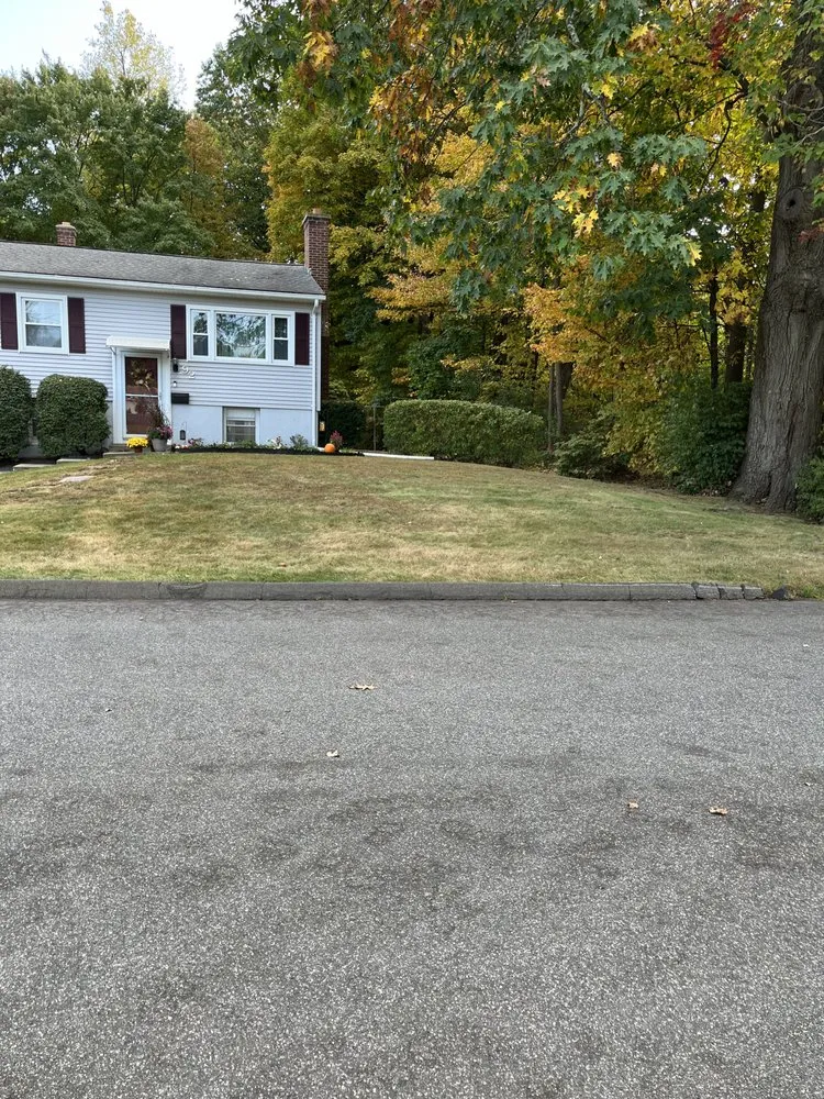 Professional garden landscaping experts serving East Longmeadow, MA - Ridgeline Landscaping