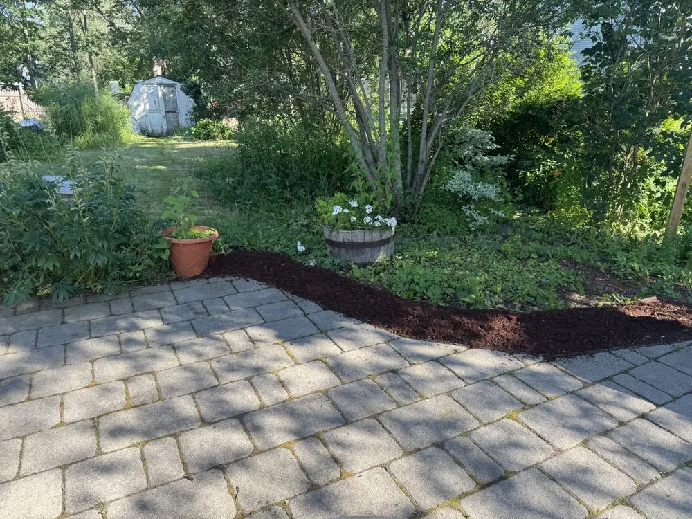 Custom outdoor landscaping experts serving Fryeburg, ME - Ridgeway Property Management