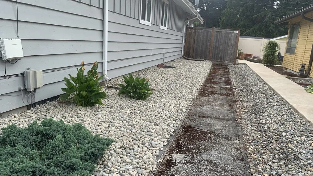 Local lawn care service experts serving Gig harbor, WA - Ridgewood Landscapes