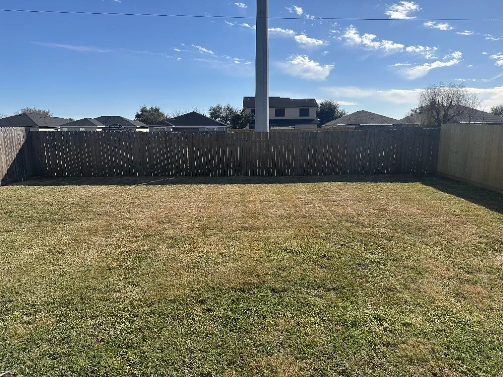 Local lawn mowing service for beautiful yards in Dickinson, TX by Ridley's Service