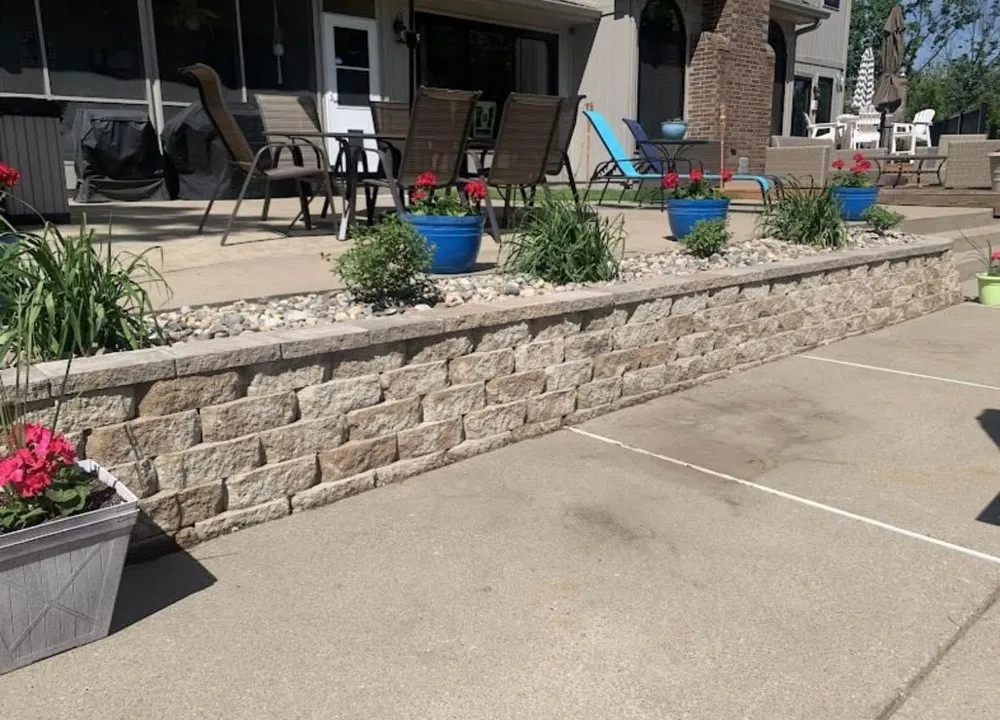 Reliable garden landscaping for outdoor upgrades in Pleasant Hill, MO by Riffle