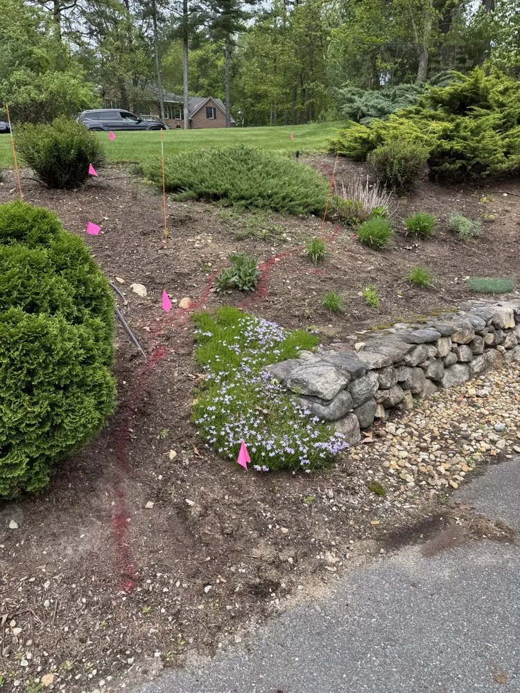 Custom lawn care service for homes in Milford, NH by Riggins Hardscaping