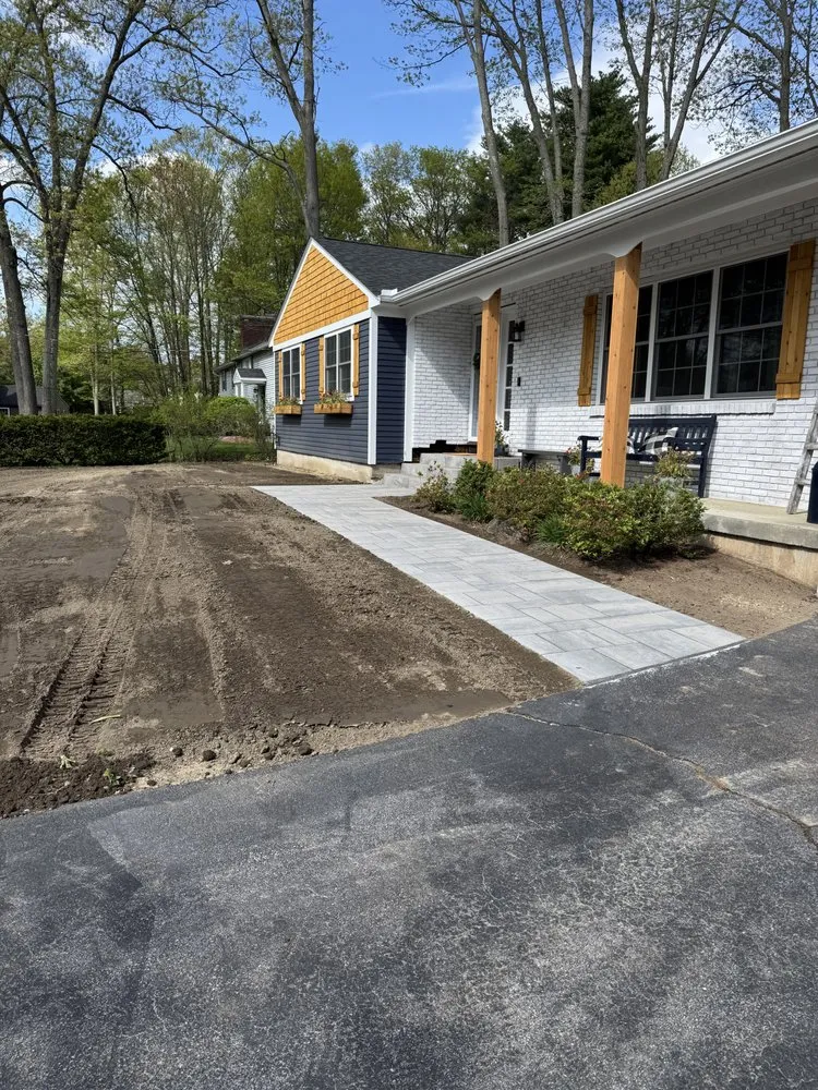 Local garden landscaping near you in Milford, NH by Riggins Hardscaping
