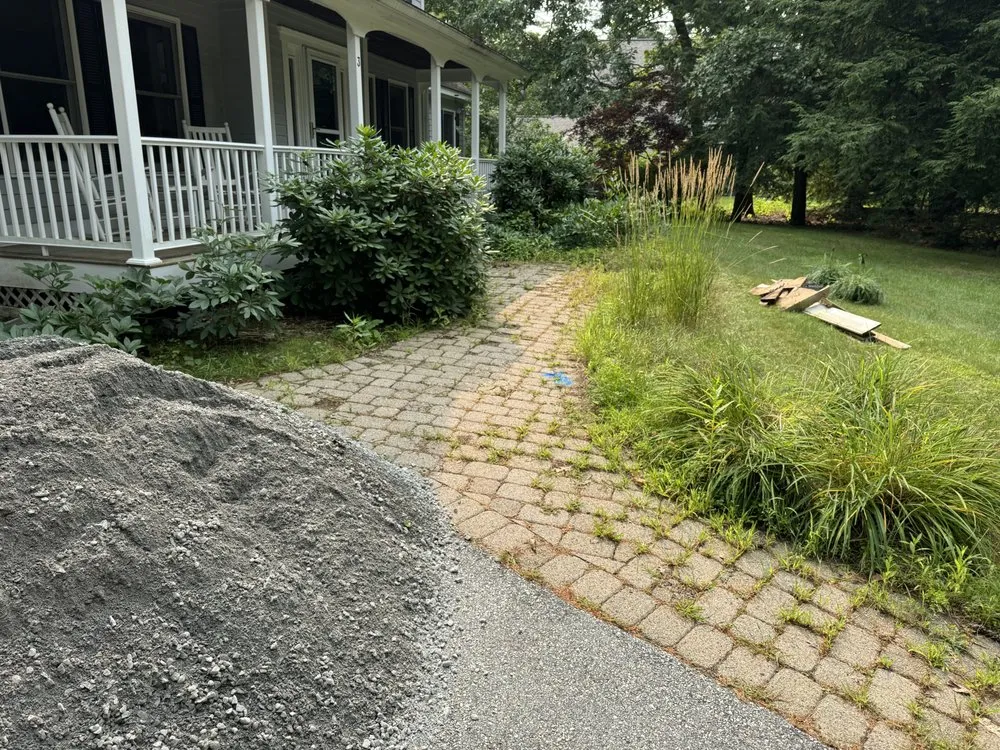 Custom yard maintenance in Milford, NH - Riggins Hardscaping