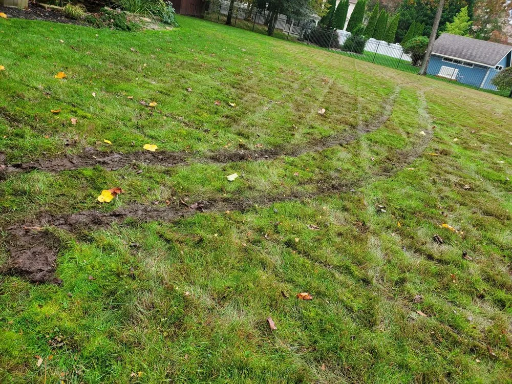 Custom garden landscaping in Vineland, NJ by Riggins Lawn Care