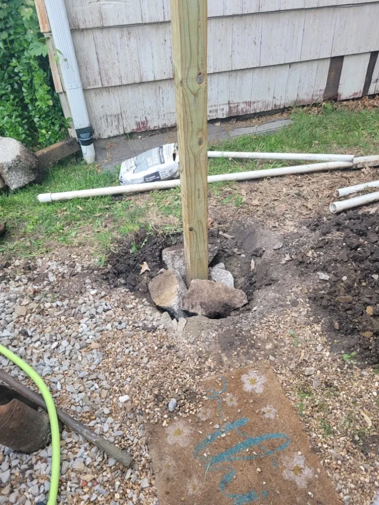 Reliable residential landscaping experts serving Sedalia, MO - Riggs and Howe Indoor And Outdoor services