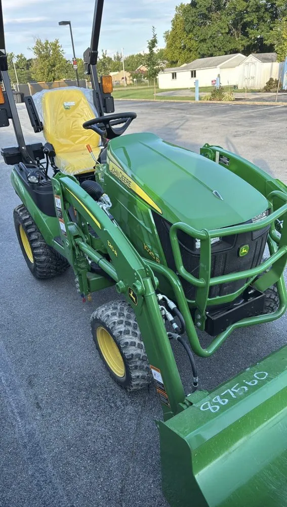 Affordable lawn mowing service for residential properties in Jeffersontown, KY by Right Choice Land Management