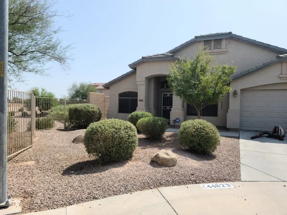 Professional lawn care service for beautiful yards in Maricopa, AZ by Right Choice Lawn Service