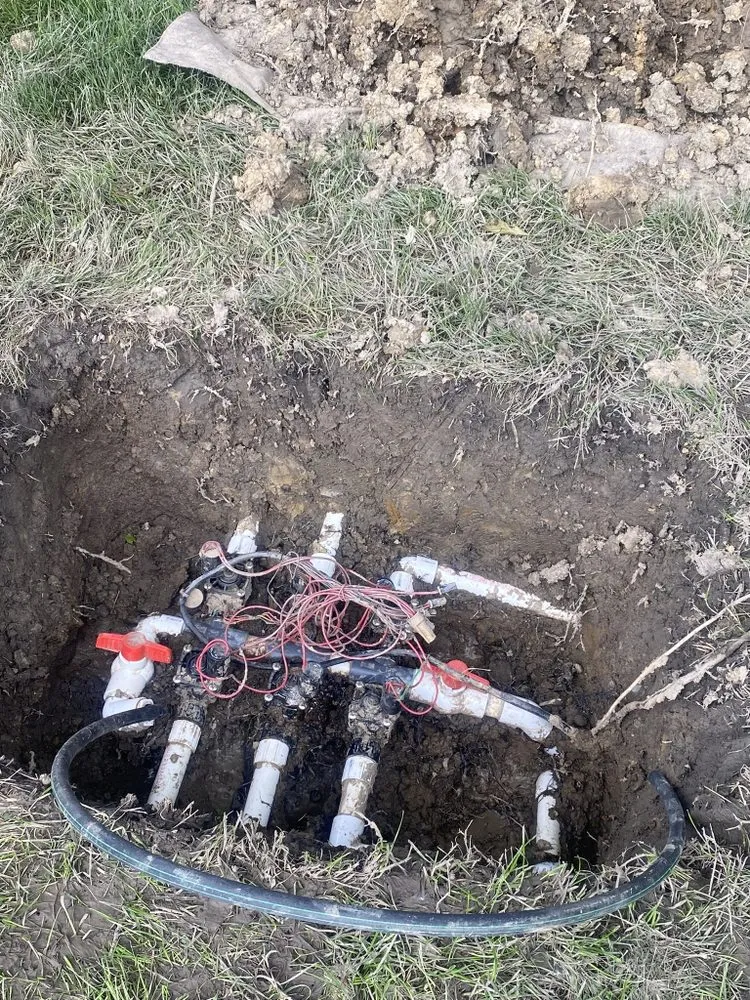 Reliable yard maintenance in Lorain, OH - Right Choice Sprinkler systems and lawn Maintenace