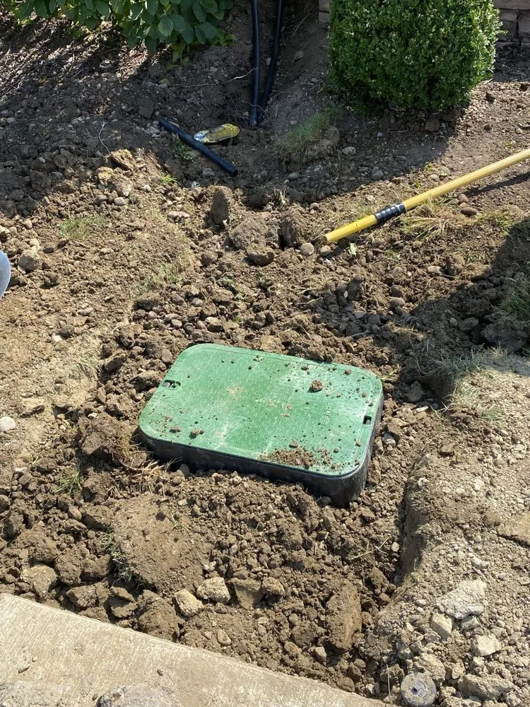 Expert yard maintenance in Lorain, OH by Right Choice Sprinkler systems and lawn Maintenace