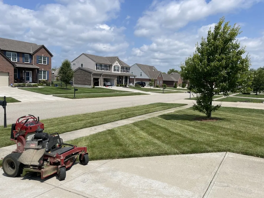 Custom yard cleanup service for year-round maintenance in Hamilton, OH by Right Cut Lawncare