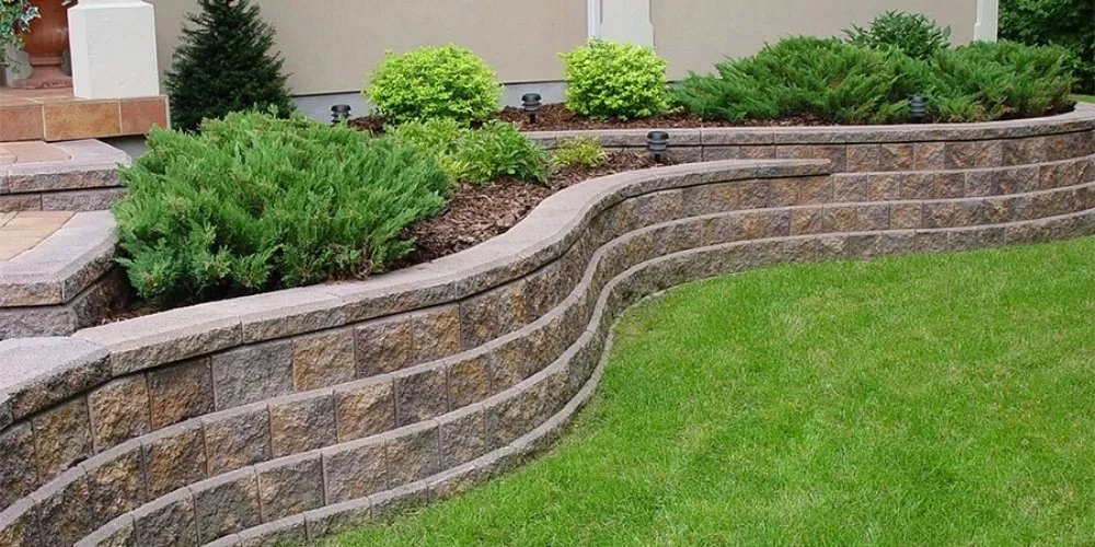 Trusted lawn care service in Springfield, IL - Right Edge Lawn Care