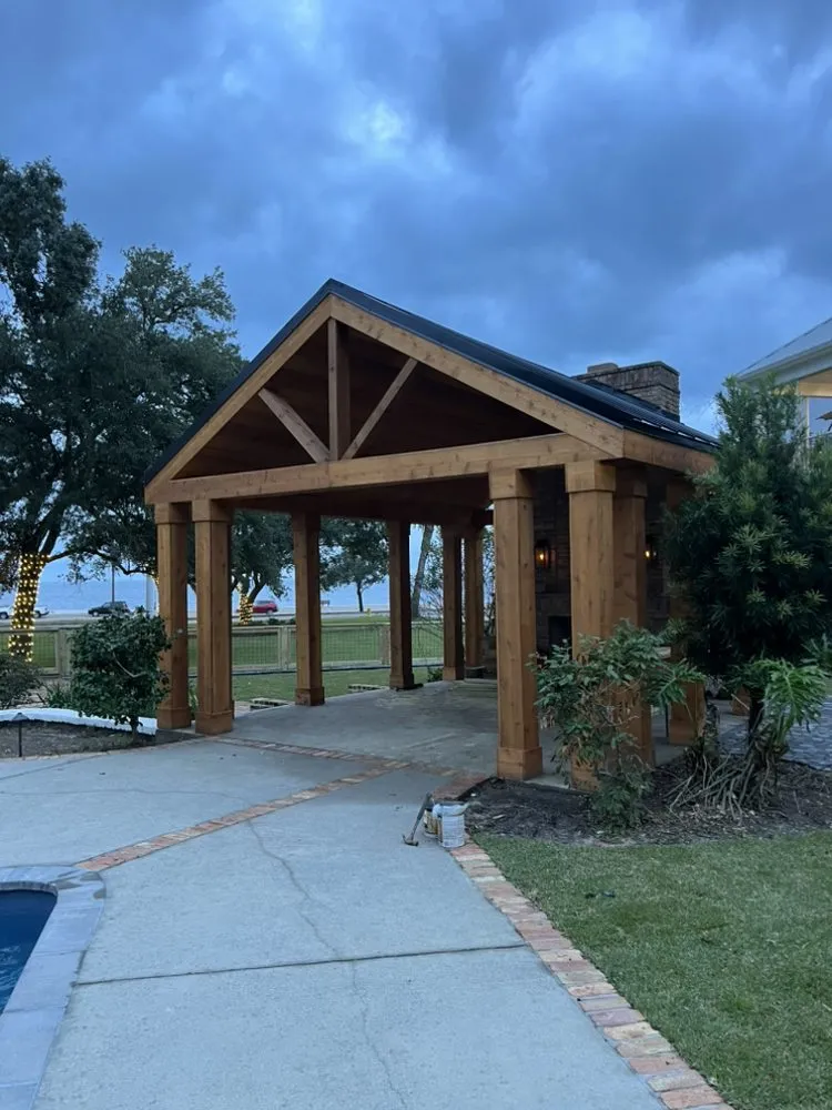 Expert landscaping services for year-round maintenance across Biloxi, MS - Right Handyman Services