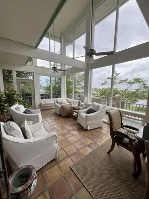 Right Handyman Services Logo