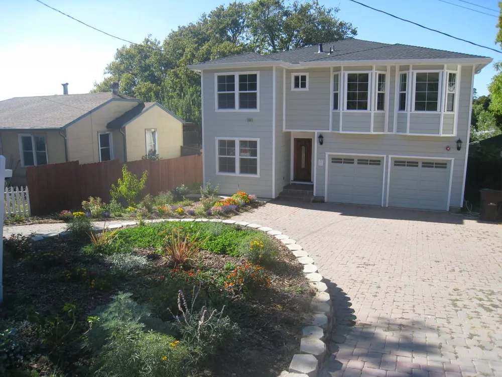 Custom landscape design experts serving Albany, CA - Right On Thyme