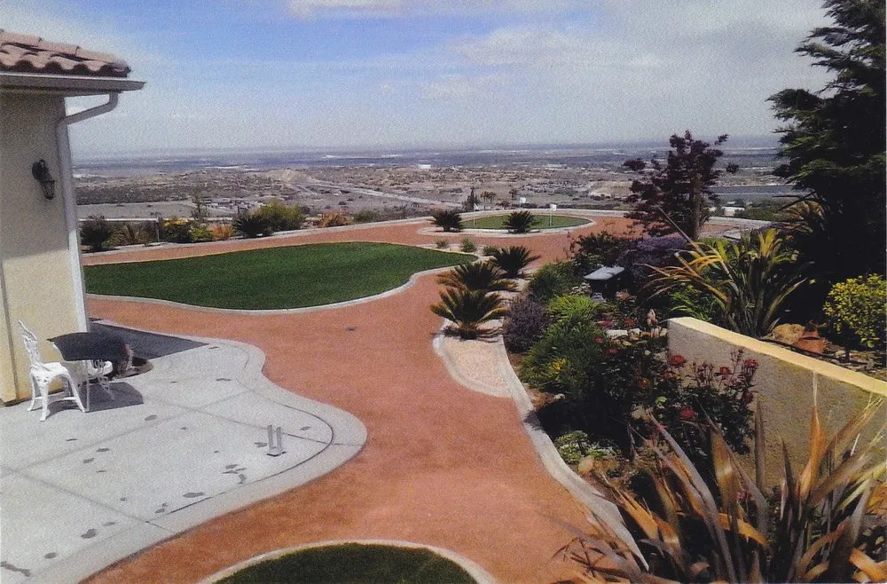 Custom garden landscaping in Palmdale, CA - Right Selection Landscaping