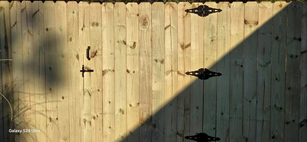 Trusted garden landscaping for residential properties in Navarre, FL by Right Way Lawn Care