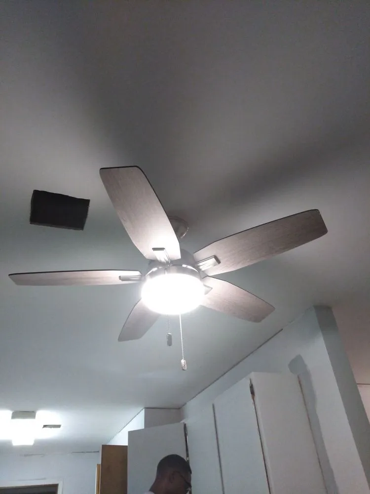 Reliable lawn mowing service experts serving Lafayette, LA - Righteous Remodeling and Handyman services