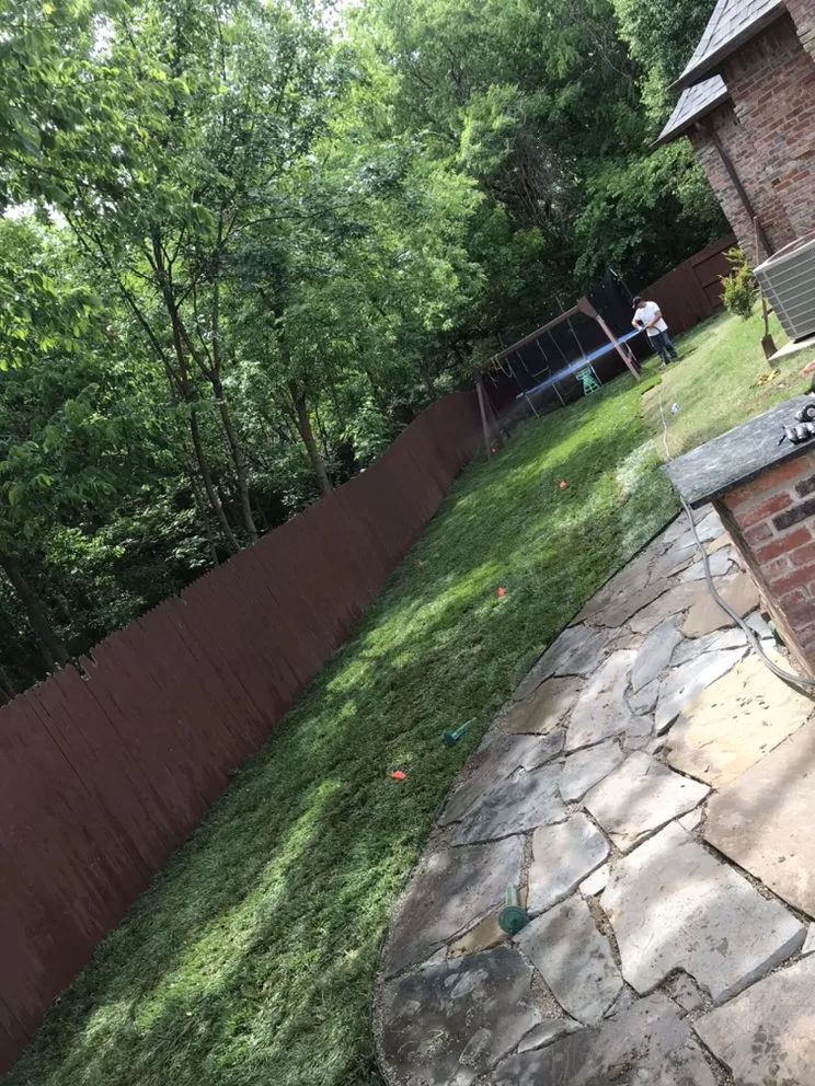 Professional lawn care service in Tulsa, OK - Rigo