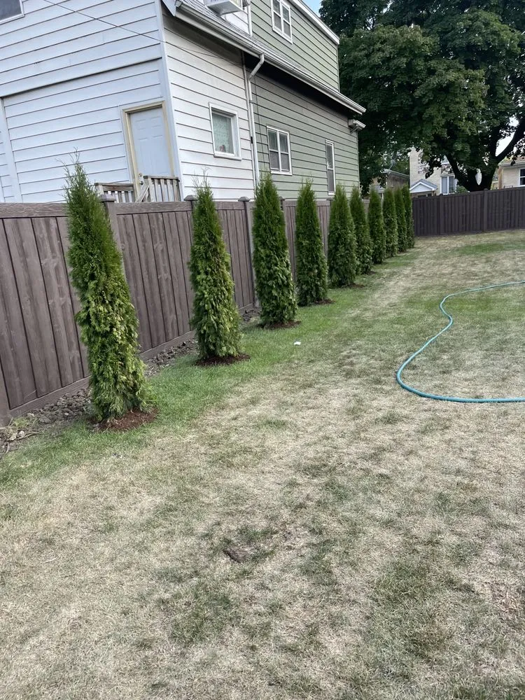 Custom garden landscaping in Chicago, IL - Rigoberto's Landscaping & Brick Paving