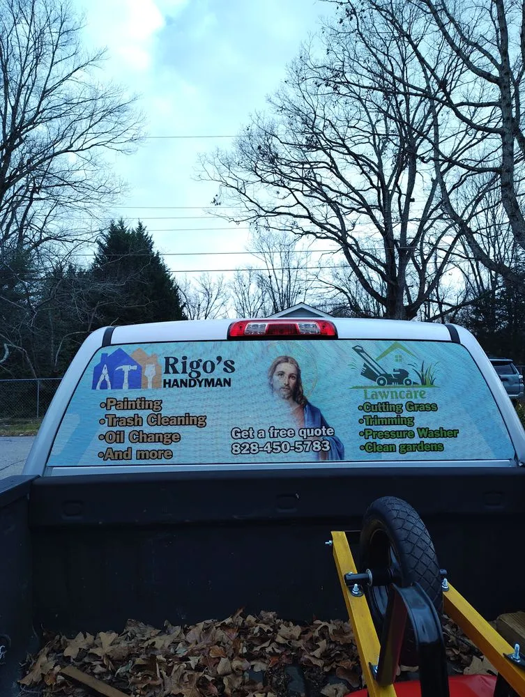 Affordable yard cleanup service experts serving East Flat Rock, NC - Rigos Handyman