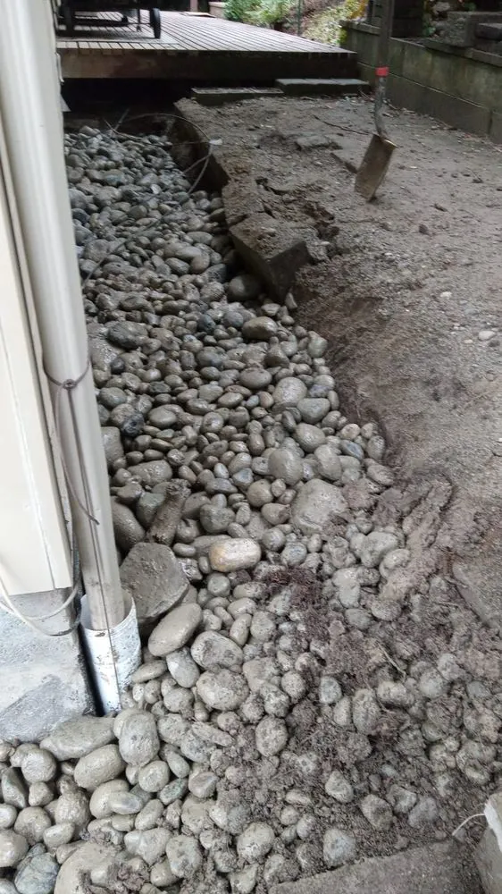 Custom lawn mowing service in Vashon, WA - Rigos Landscaping